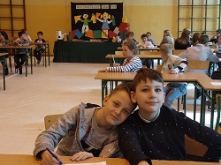 Tomasz i Jakub w trakcie konkursu matematycznego