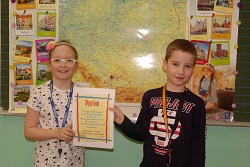 Aleksandra i Franciszek z dyplomem