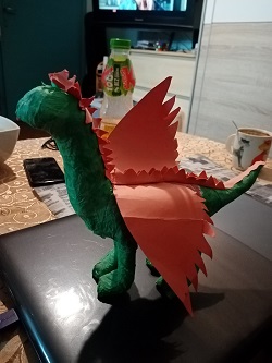 dinozaur z papieru