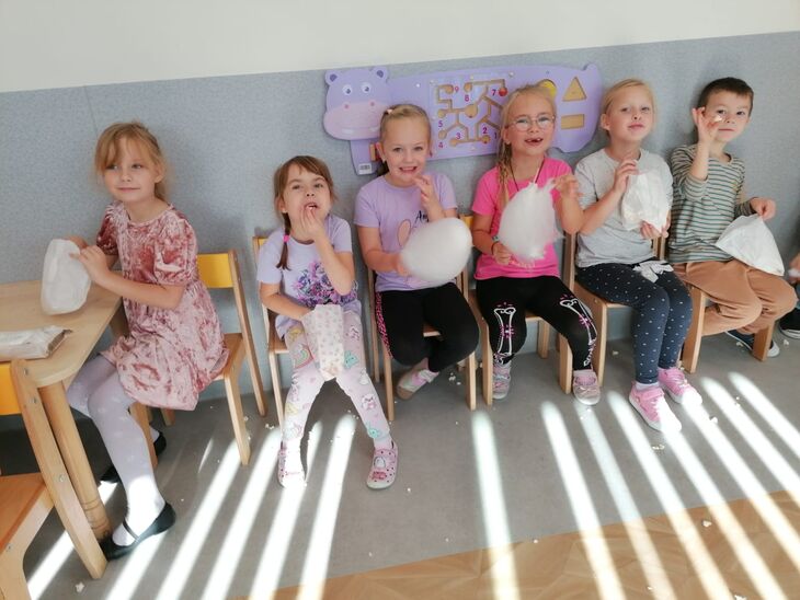 Grupa Kropelek na wacie cukrowej