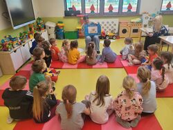 Iskierki poznające głoskę M